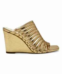 Coupon 🌟 Jessica Simpson Gold Strappy Wedge 🩴 Sandal - 👩 Women 🥰 -Jessica Simpson store zu107153777 alt 2 tm1657123853